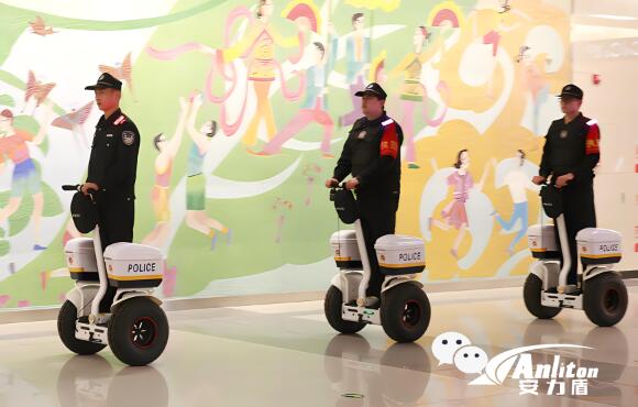 民警踩上了“风火轮”，beat365正版警用平衡车亮相吉林省通化市东昌区